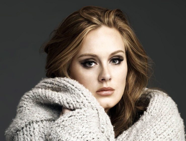 Con el cabello rizado: Adele presenta nuevo look en redes y evidencia drástico cambio en su figura