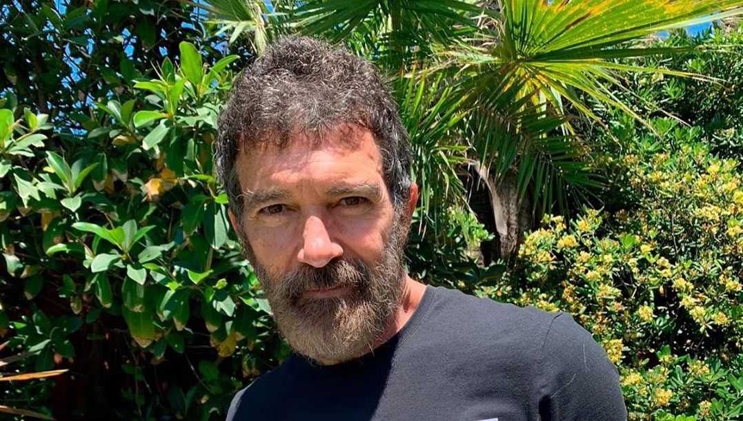 Antonio Banderas anuncia que tiene COVID-19 en su 60° cumpleaños: 