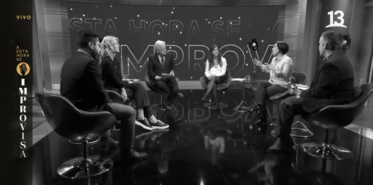 En 'blanco y negro' y poco debate: las críticas que dejó el regreso de 'A esta hora se improvisa'