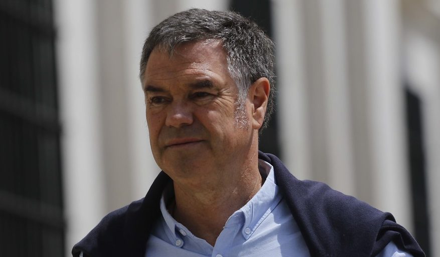 ¿Tráfico de influencias? Justicia ordena a banco BCI alzar secreto bancario de senador Ossandón