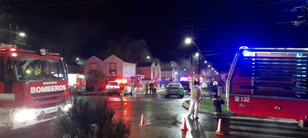 Los Ángeles: muere niño que estaba hospitalizado tras incendio donde murió su padre y hermano