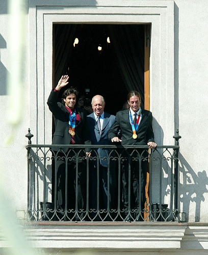 fernando gonzalez y nicolas massu en la moneda