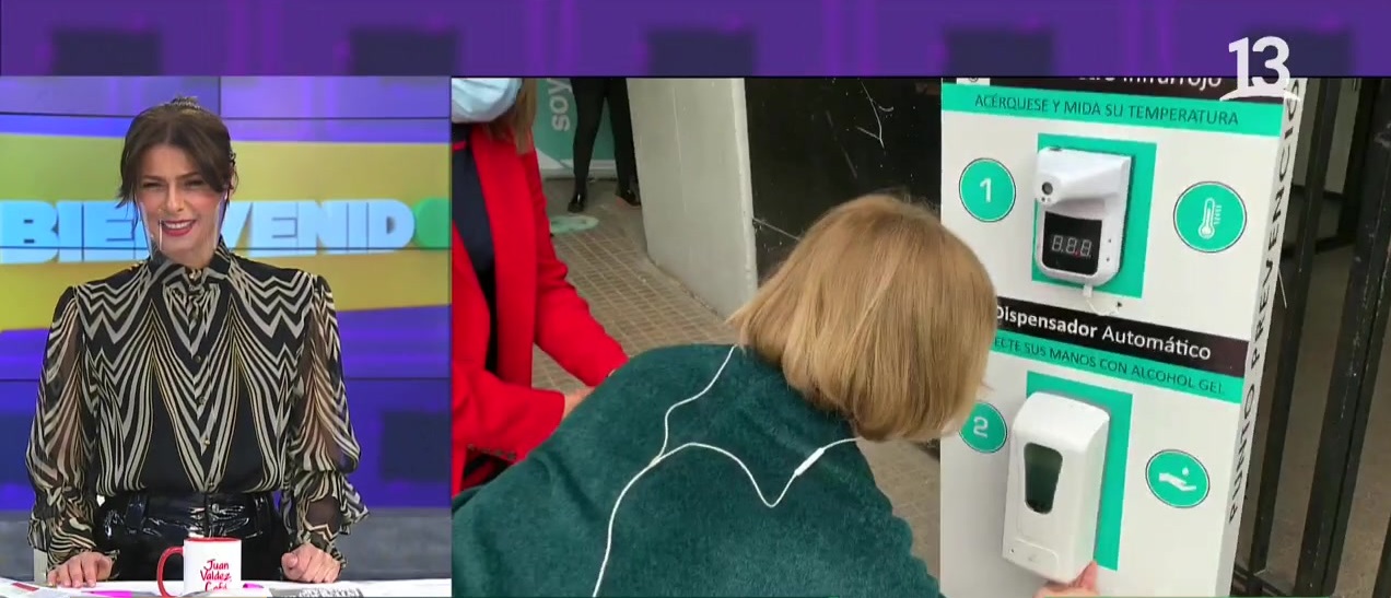 Evelyn Matthei protagonizó divertido momento tras pasar un susto en móvil de 