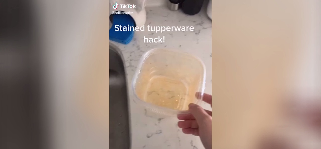 TikTok viral muestra sencillo truco para eliminar las manchas de tus tápers