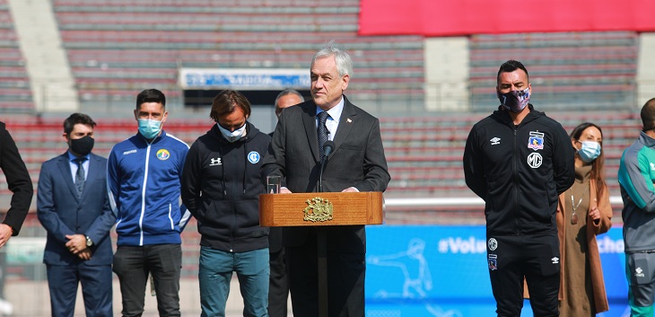 Se acabó la espera: Piñera anunció retorno del fútbol chileno para el sábado 29 de agosto