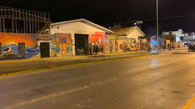 Cerca de 50 personas protagonizaron violento ataque al Mercado de Coquimbo