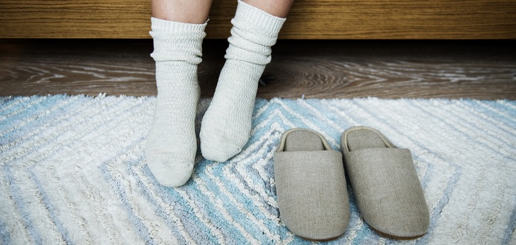 ¿Se 'durmieron' tus piernas? Lo que debes saber si sufres constantemente de dicha afección