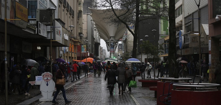 Punta Arenas y Concepción lideran como las comunas con más casos activos de COVID-19