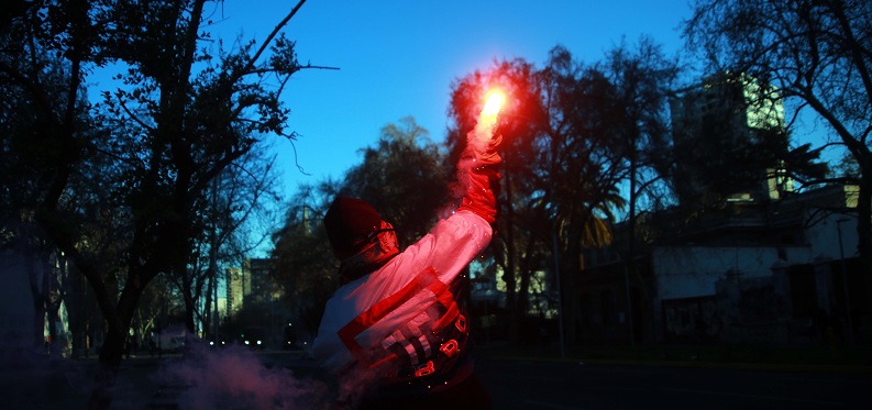 11 de septiembre: manifestaciones, uso de molotov y disparos a carros policiales marcaron la jornada