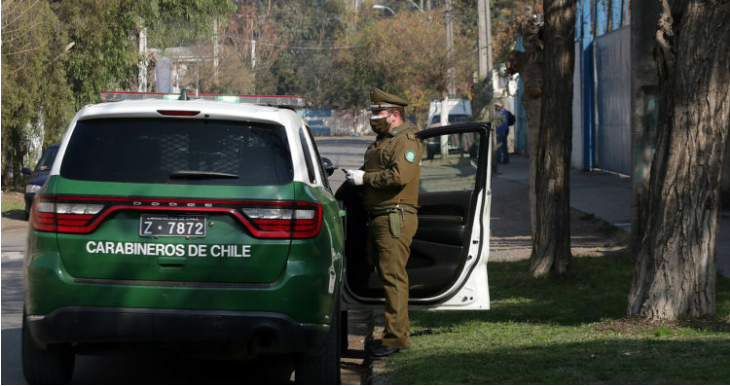 Hombre sorprendió a su hermano violando a su madre en Las Condes
