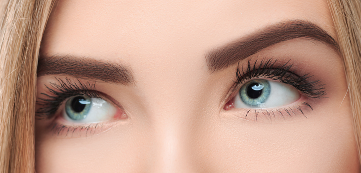 5 trucos de maquillaje para conseguir unas cejas tupidas y sin tanto esfuerzo