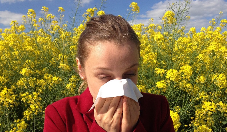 ¿Alergia o COVID-19? Especialista resuelve duda ante posible confusión en época primaveral