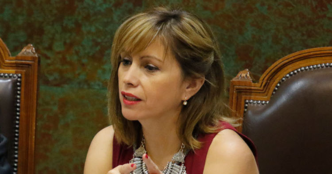 Denuncian que diputada Carvajal evadió control en Fiestas Patrias: 