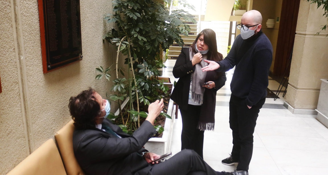 Registran duro encontrón entre diputados Jackson y Urruticoechea en la Cámara por paro de camioneros