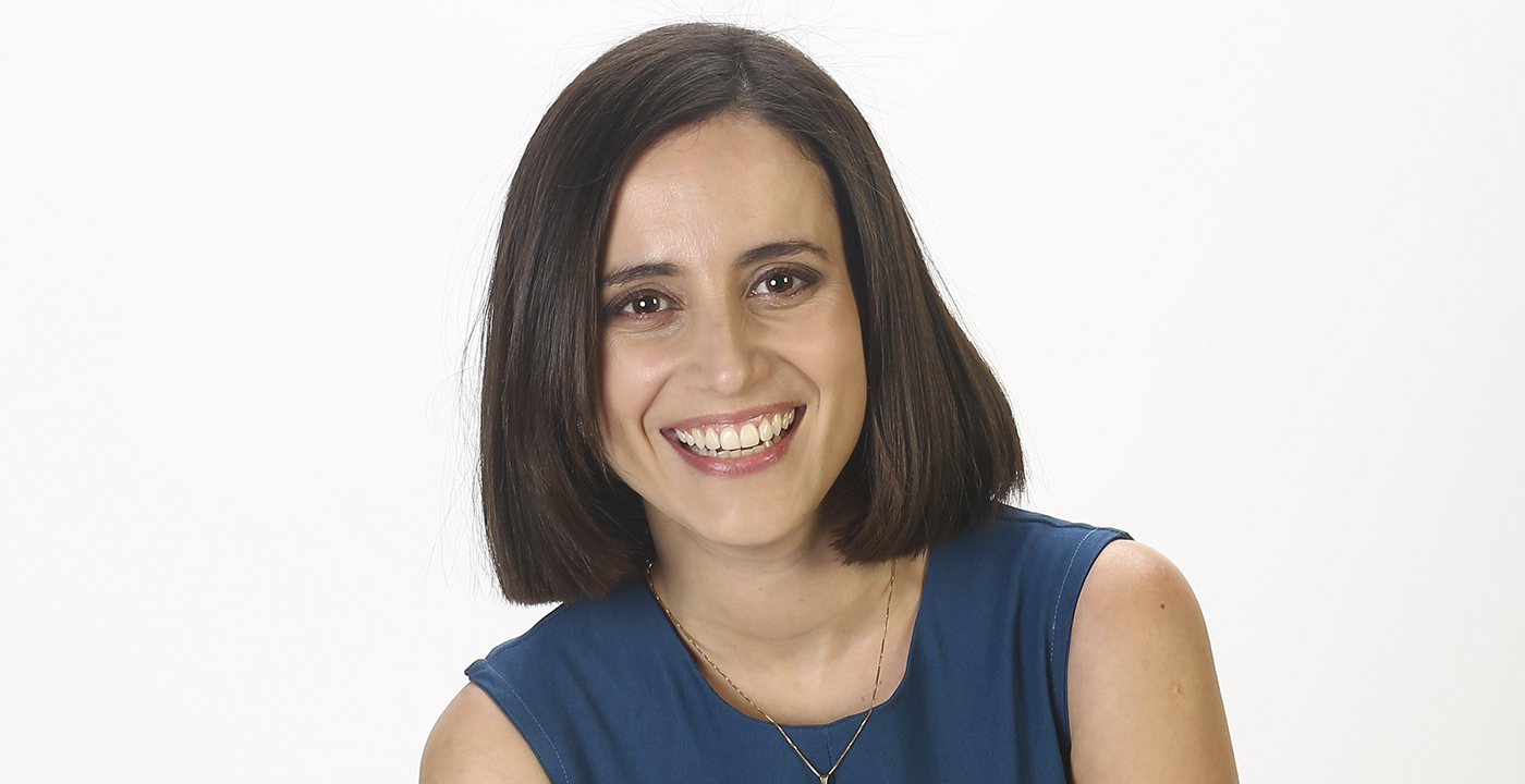 Ante fin de grabaciones de Verdades Ocultas: Camila Hirane recibió significativo regalo de sus fans