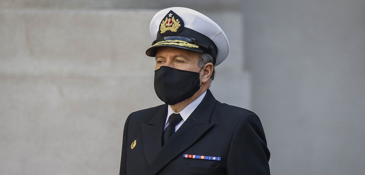 Comandante en Jefe de la Armada arrojó positivo a coronavirus: se encuentra asintomático