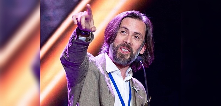 Nestor Cantillana confesó especial forma de comunicarse con actor finlandés en 