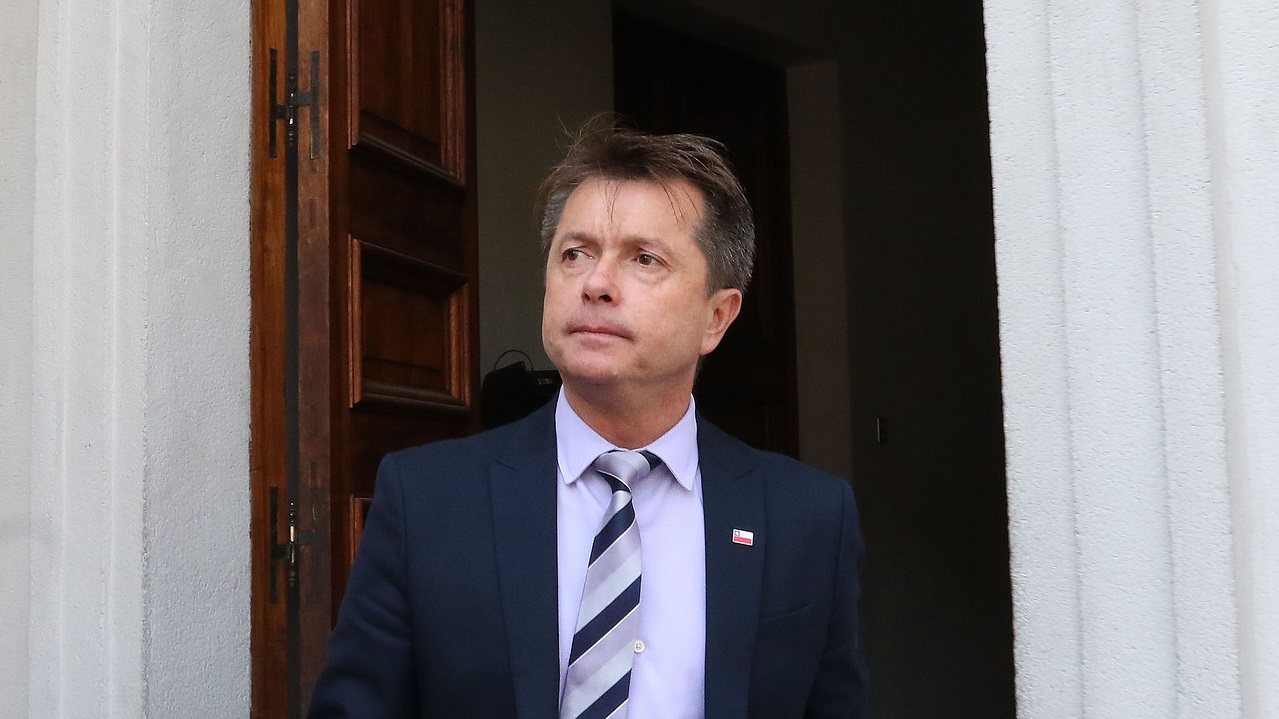 Salaberry (UDI) y críticas por frase de Víctor Jara en campaña del Rechazo: las tildó de 