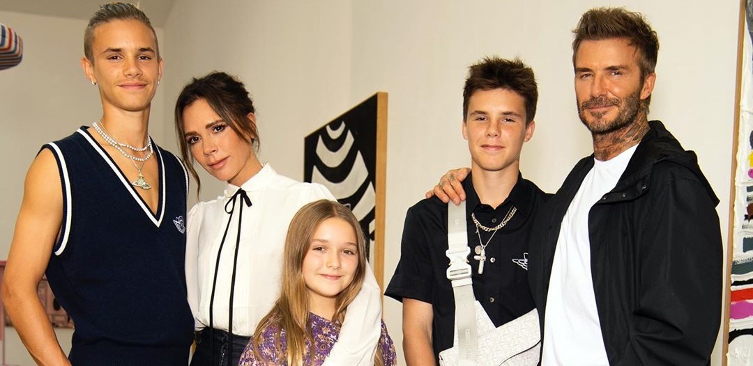 Victoria Beckham presentó en Instagram su nueva colección inspirada en el confinamiento