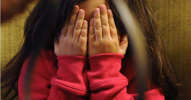 Hombre fue condenado a 15 años por violar a su hija mientras esposa estaba hospitalizada por cáncer