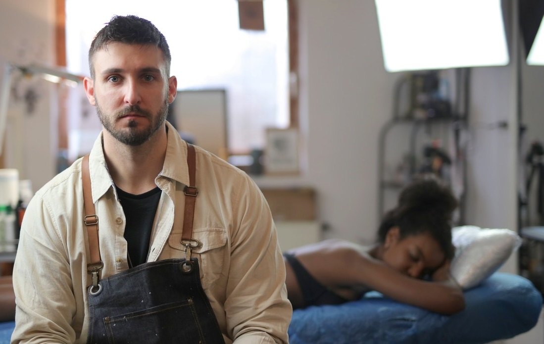 Estudio revela que 71,7% de los hombres en Chile han visto afectada su sexualidad por la pandemia