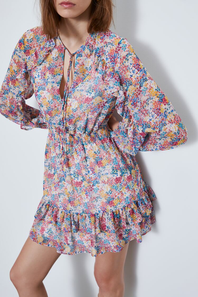 El vestido que usó princesa Leonor que es ideal para esta primavera/verano: se agotó en tres días