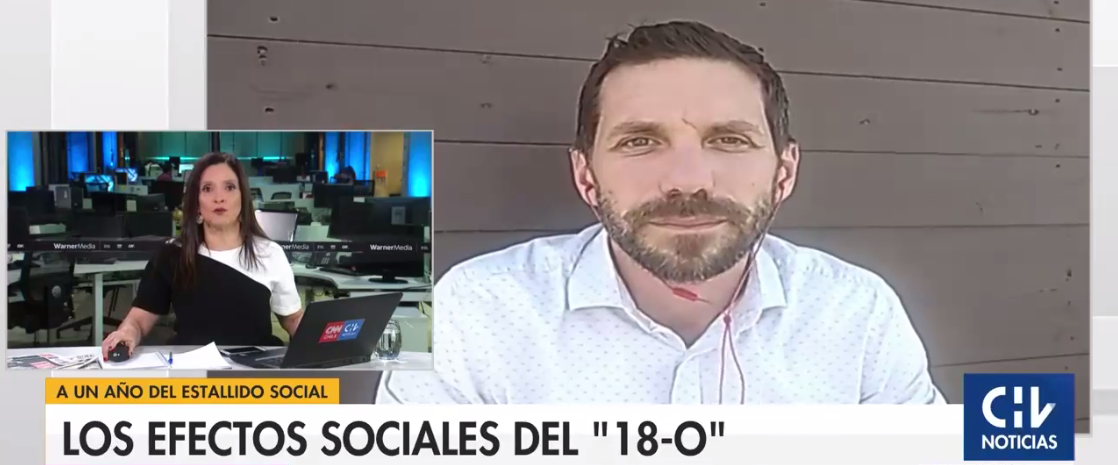 Académico protagonizó cómico chascarro en CHV: cámara cayó y mostró llamativa prenda que usaba