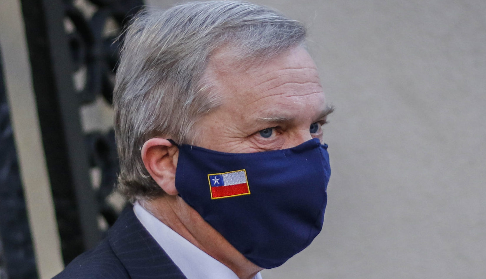 José Antonio Kast sufraga y hace llamado a optar por una opción pese a prohibición de propaganda