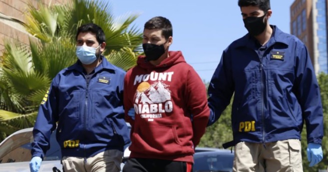 Detienen a hombre acusado de violar a niño desde los 6 años y de subir los abusos a la web