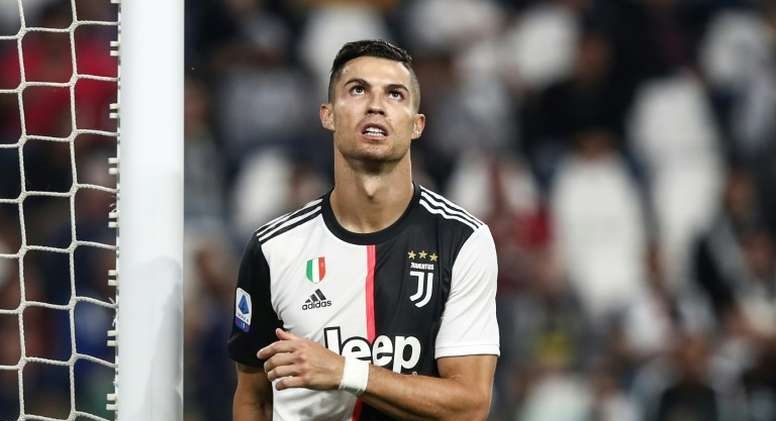 Cristiano Ronaldo vuelve a dar positivo por COVID y se perdería, por ahora, duelo ante Barcelona