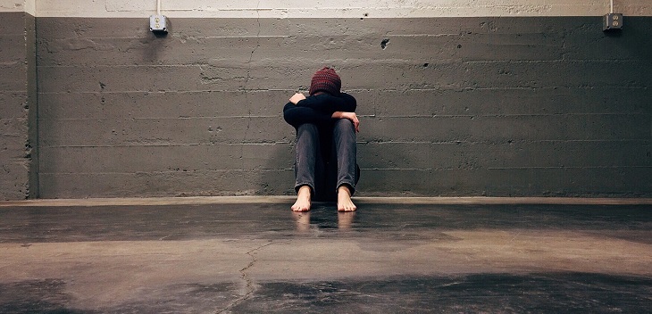 Estudiante pasó tres días escondido en el baño del colegio para escapar del bullying de compañeros