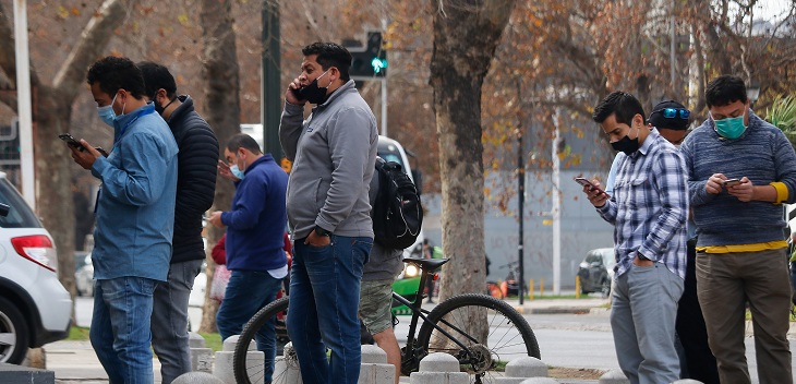 Minsal reportó 1.597 casos nuevos y 42 decesos por COVID-19: región Metropolitana continúa en alza