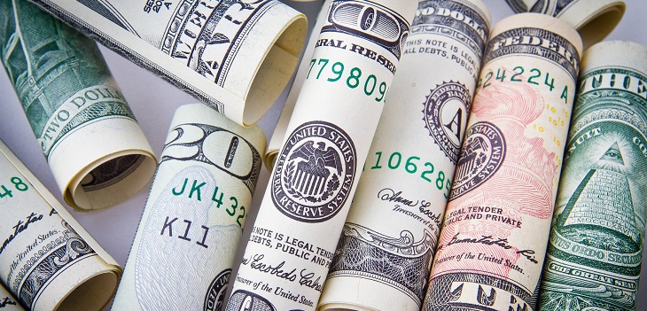 De pedir limosna a millonarios: cuatro mendigos ganaron la lotería con boleto regalado