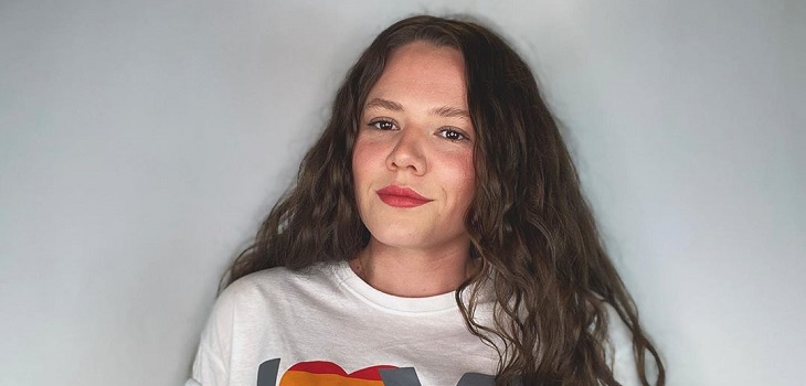 Joy Huerta sorprende con radical cambio de look: tiene flequillo 'ochentero' y un maquillaje 'glam'