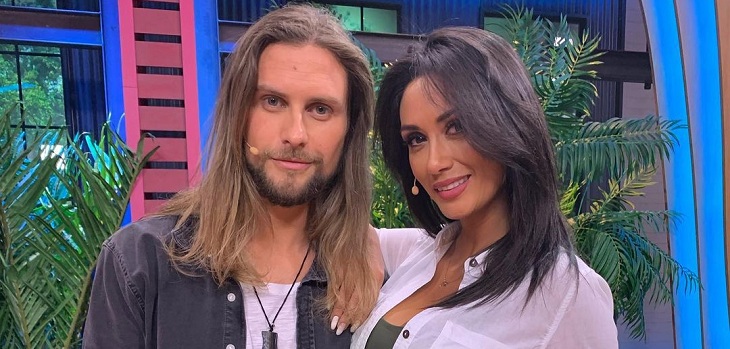 Capturan íntima salida de Jean-Philippe Cretton y Pamela Díaz en restaurante al sur de Chile