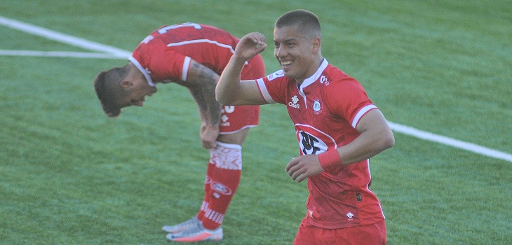 Volante de Unión de La Calera, Esteban Valencia, fue denunciado por violencia intrafamiliar