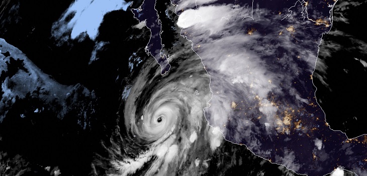 El huracán Iota sube a categoría 4 en su avance a una Centroamérica devastada por Eta
