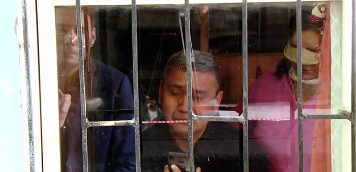 contra viento y marea