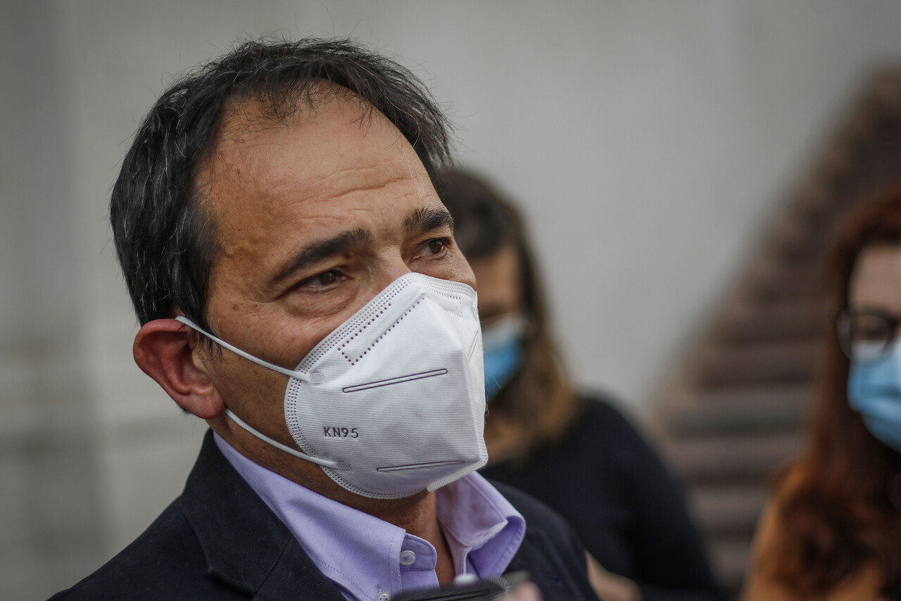 Micco es increpado por compañeros de cabo muerto en Temuco: acusan a INDH de desarmar a Carabineros