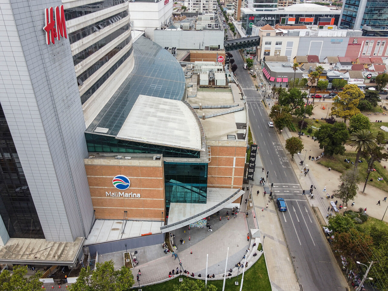 Ante brote de COVID-19: Seremi de Salud cursó sumario sanitario a tienda de Mall de Viña del Mar
