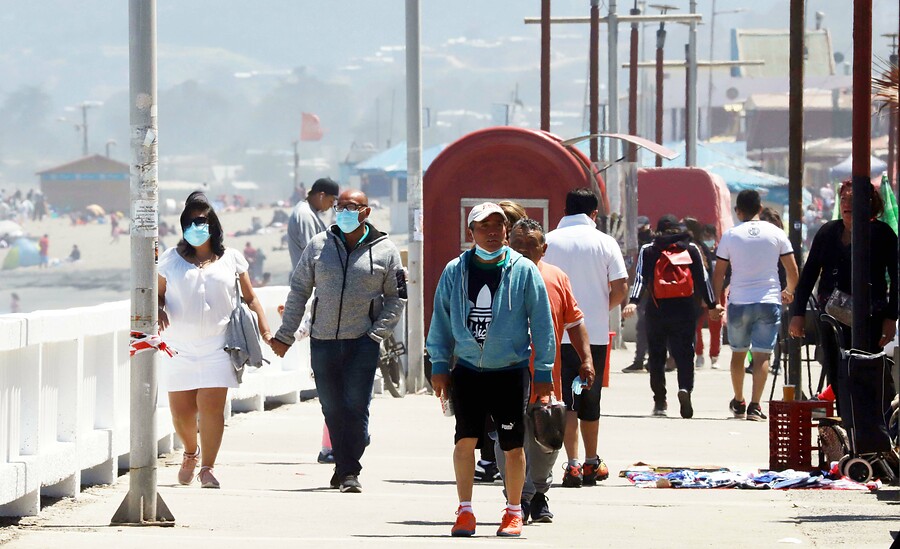 Minsal informa 1.573 contagios de COVID-19: 8 regiones disminuyen sus nuevos casos en últimos 7 días