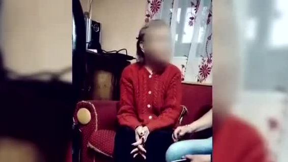 Denuncian que adulta mayor llevaría dos años retenida en su casa: pareja se adueñó de la propiedad