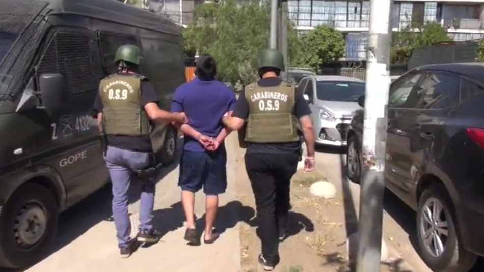 Fiscalía solicitará ampliar la detención de acusado por múltiples homicidios en Santiago