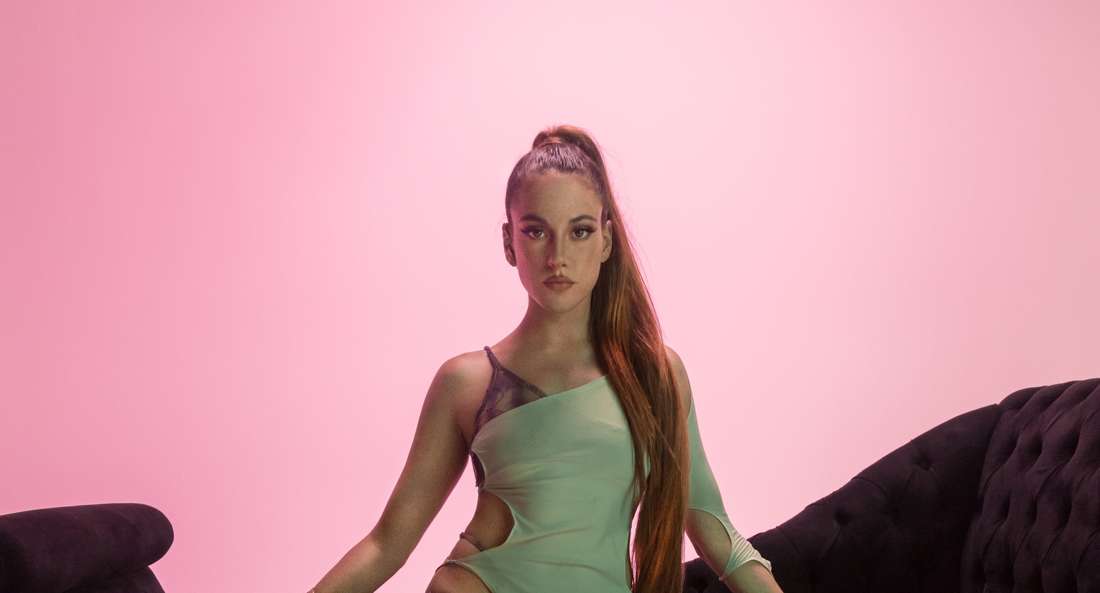 Anto Bosman lanzó su tercer single y explicó por qué incluyó a mujeres basquetbolistas en videoclip