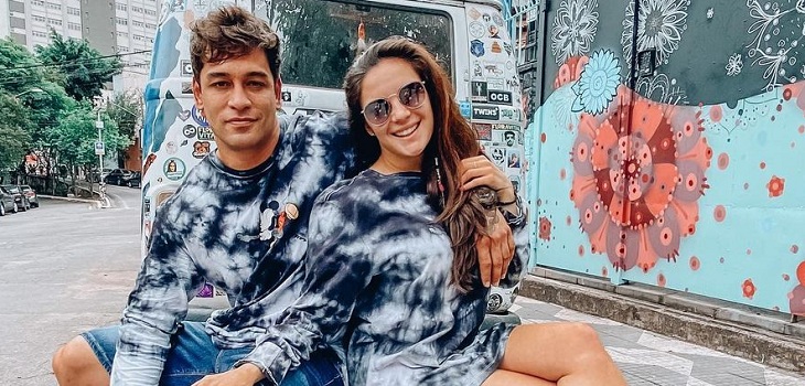 Chantal y Thiago publican tiernas postales junto al hijo de bailarín: 