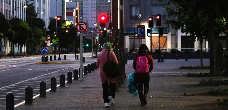 Pese a toque de queda extendido: Gran Concepción arriesga cuarentena por aumento de contagios