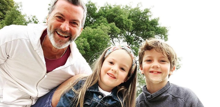 Cristián Sánchez estuvo 11 meses lejos de sus padres: psicólogo explicó qué sucede cuando extrañamos