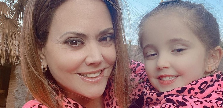 Daniella Campos sigue en recuperación y subió tierna postal con su hija: 