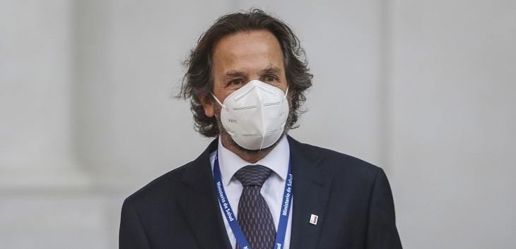 Tras denuncias laborales: Colegio de Enfermeras pidió a Paris la remoción de subsecretario Dougnac