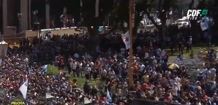 ¿Álvaro? ¿Alejandro? El cómico chascarro del CDF con presidente argentino en funeral de Maradona